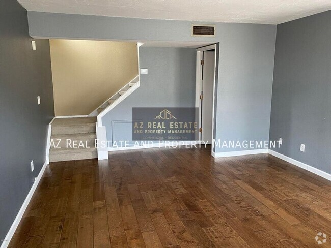 Building Photo - 1922 E Orange Dr Rental