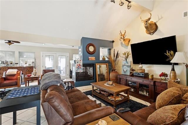 Photo - 110 Southern Star Pl