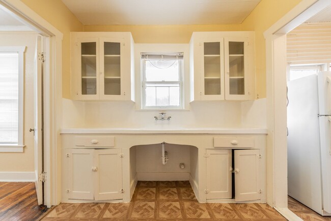 Photo - 631 E Ashby Pl Unit 03
