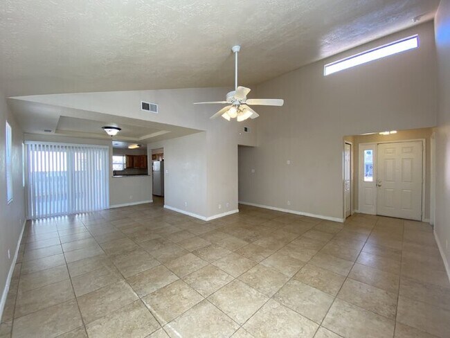 Photo - CUTE and COZY - MUST SEE HOME