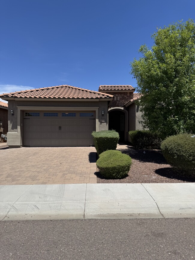 Building Photo - 2604 W Balao Dr Rental