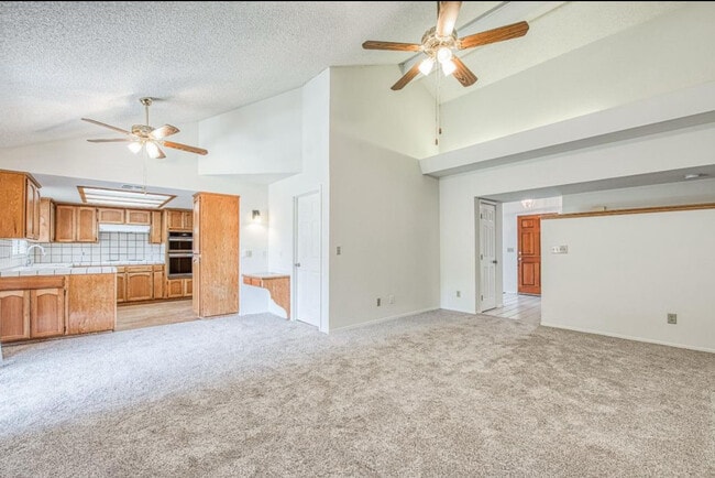 Photo - 6376 N Forestiere Ave