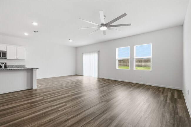 Photo - 21630 Cottage Ln