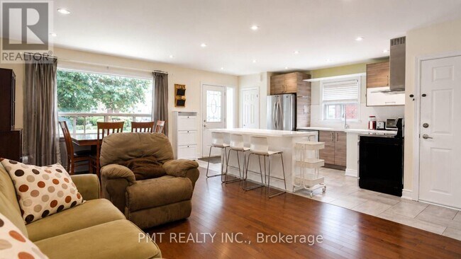 Photo - 59 Mitcham Dr