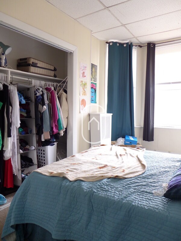 Photo - 869 Beacon St