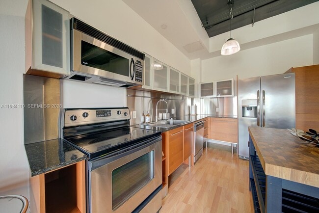 Photo - 10 SW South River Dr Unit 708