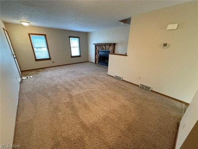 Photo - 1667 Ann Cir NE