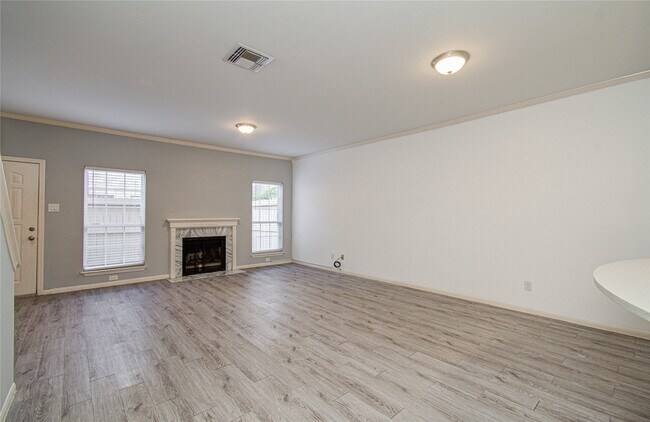 Photo - 3088 Holly Hall St Unidad 3088