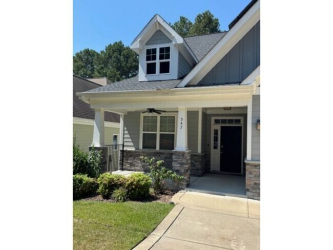 Photo - 547 Micahs Way N