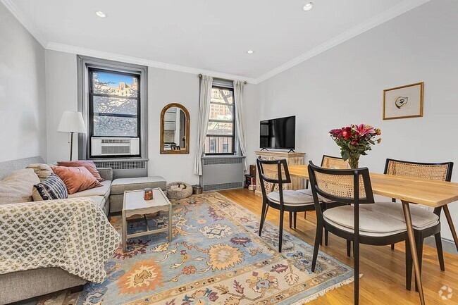 Building Photo - 421 W 21st St Unit 4A Rental