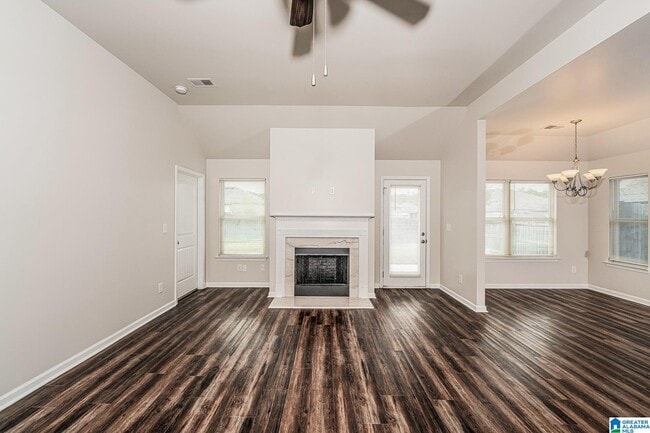 Photo - 1081 Deerwood Cir