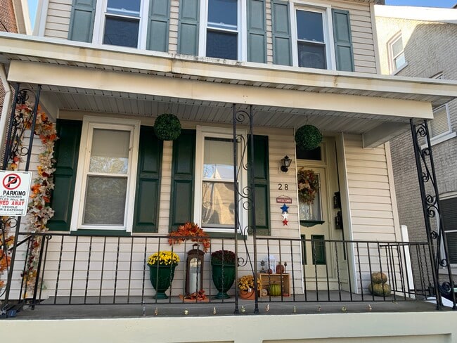 Photo - 28 E Goepp St Unit 2nd Floor