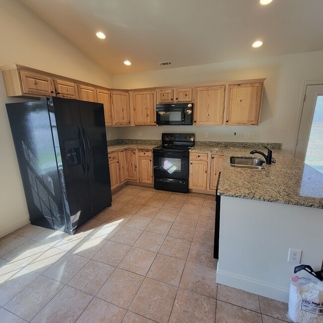 Photo - 202 Cathey Rd