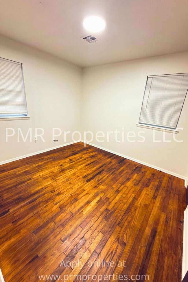 Photo - 3 Bedrooms / 1 Bathroom House