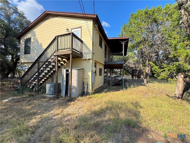 Photo - 776 Lookout Dr