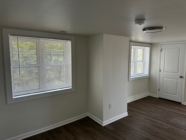 Photo - 10 W 33rd Pl Unit 2W