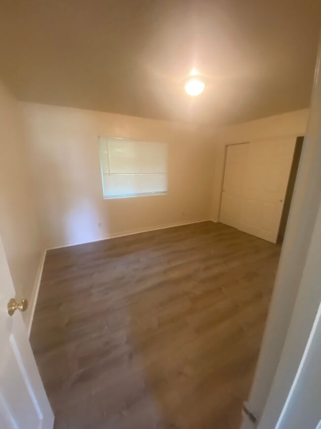 Photo - 5838 Stieren Dr