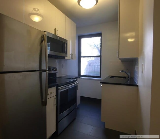 Photo - 700 Fort Washington Ave Unidad 4F