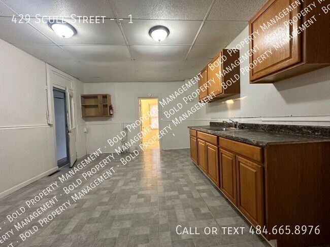 Photo - 429 Scull St Unidad 1