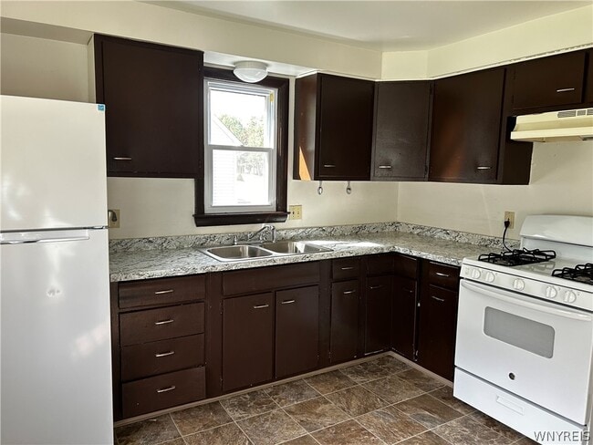 Photo - 3319 McKinley Pkwy