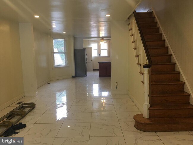 Photo - 5621 N 20th St