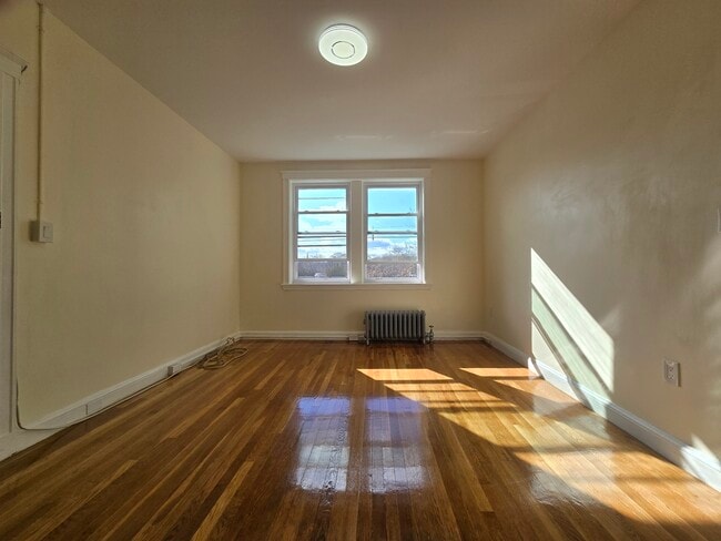 Photo - 183 Kent St Unit 5