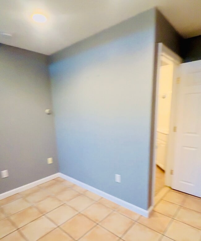 Photo - 94 Country Club Dr Unit Apartment