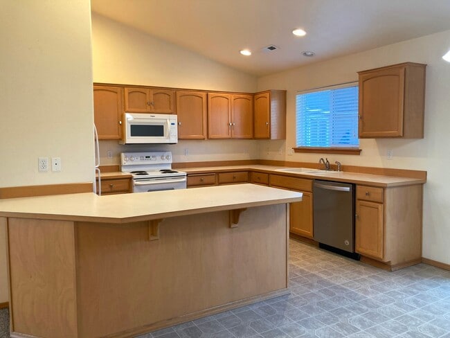142 Berkshire Ln