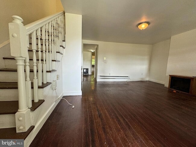 Photo - 1005 Manning Dr