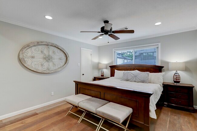 Photo - 1618 Hillendahl Blvd