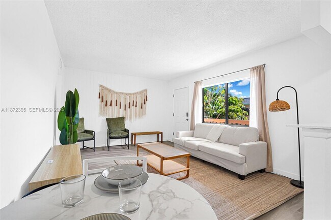 Photo - 13210 Memorial Hwy Unit 211