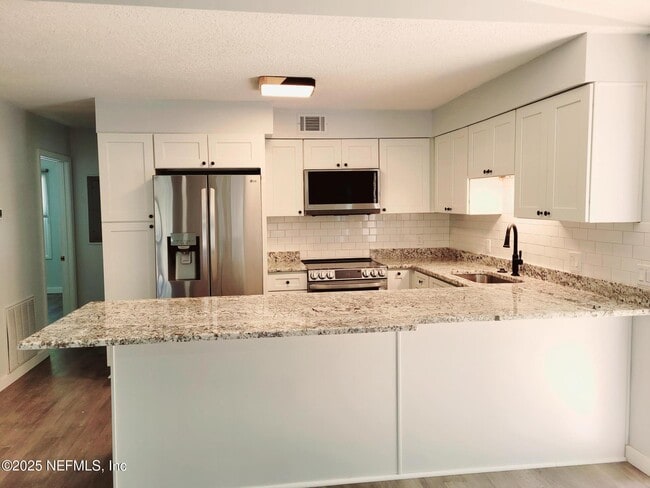 Photo - 514 S 4th St Unidad A