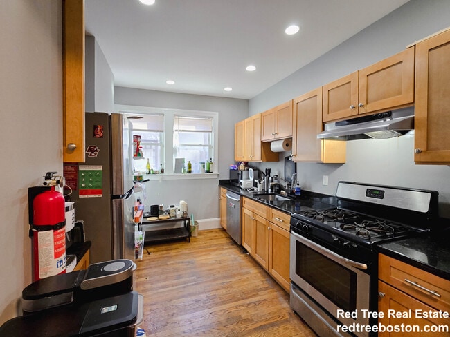 229 Chestnut Hill Ave Unit 1