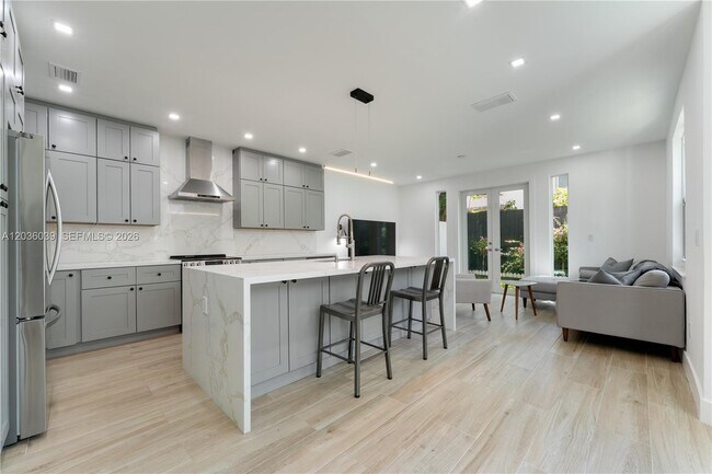 Photo - 3125 Paola Dr