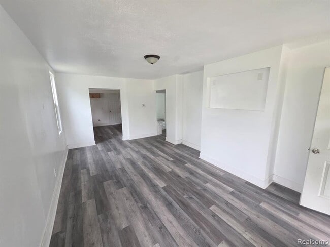Photo - 4081 Western St