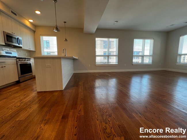 Photo - 1 Everett St Unidad 502