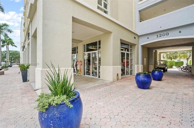 Building Photo - 1200 Town Center Dr Unit 217