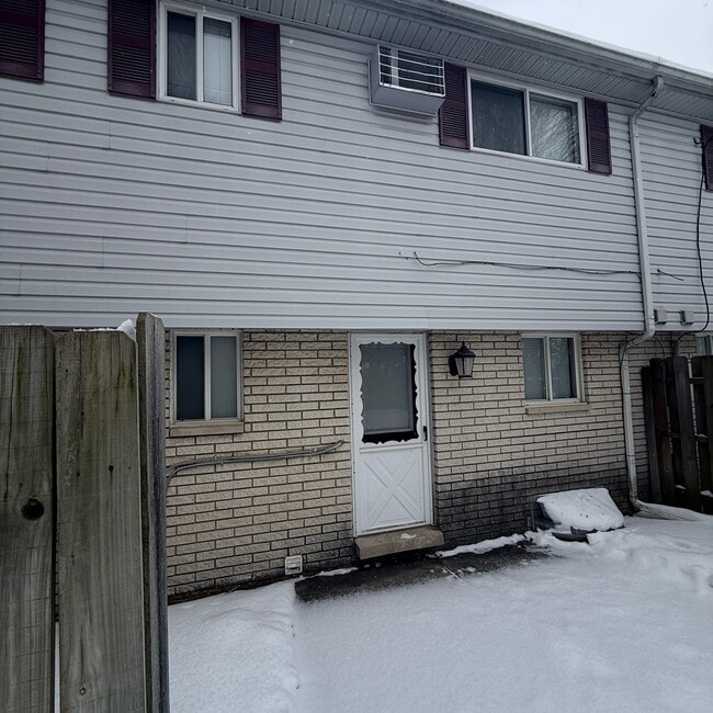 Photo - 4081 Airport Rd