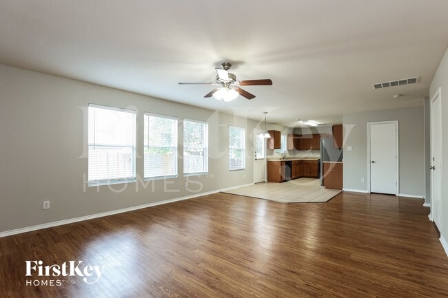 Photo - 7807 Liberty Horse