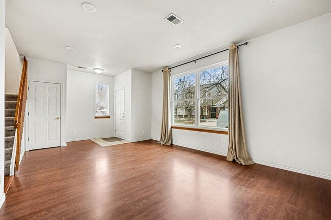 Photo - 3 Bedroom 2.5 Bathroom is Old Town Arvada