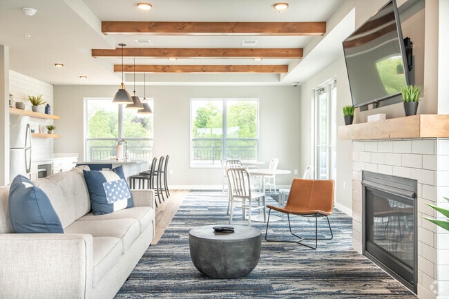 Community Room - The Hamptons at Hilldale