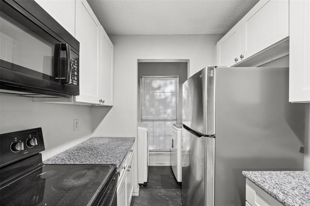 Photo - 601 Carriagehouse Ln