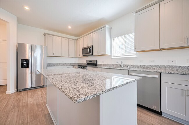 Building Photo - 1001 Laguna Cv Dr