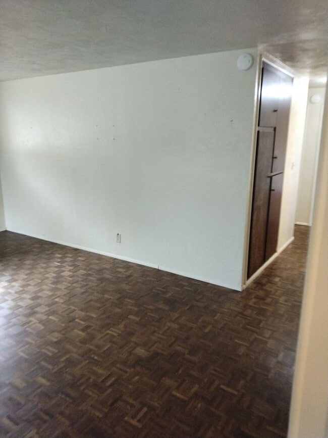 Photo - Adorable 2 Bedroom Home!