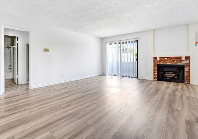 Photo - 3415 McLaughlin Ave Unit 108