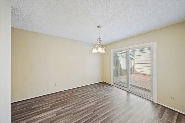 Photo - 5836 Sampley Way