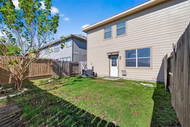 Photo - 3218 Pearl Bluff Ln