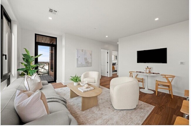 1510 Commonwealth Ave