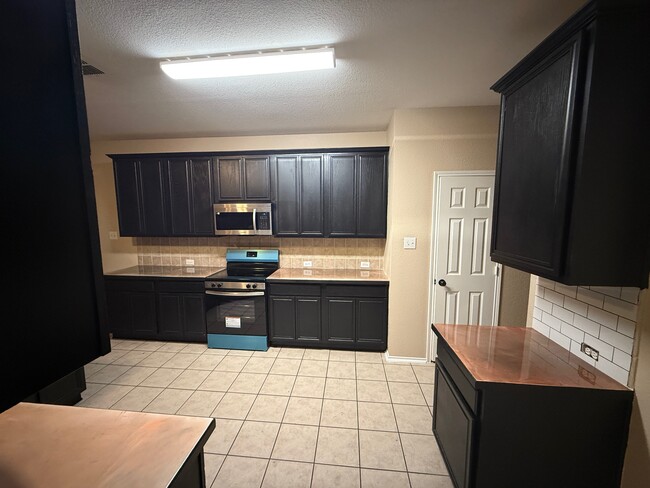 Photo - 3404 Pinecone Dr