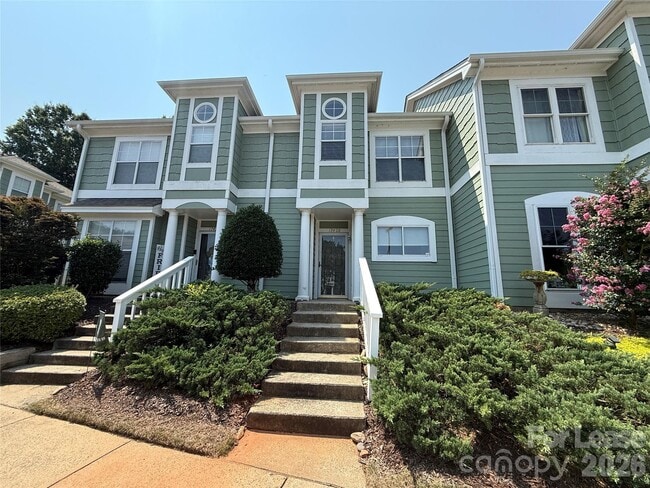 Building Photo - 17428 Tuscany Ln